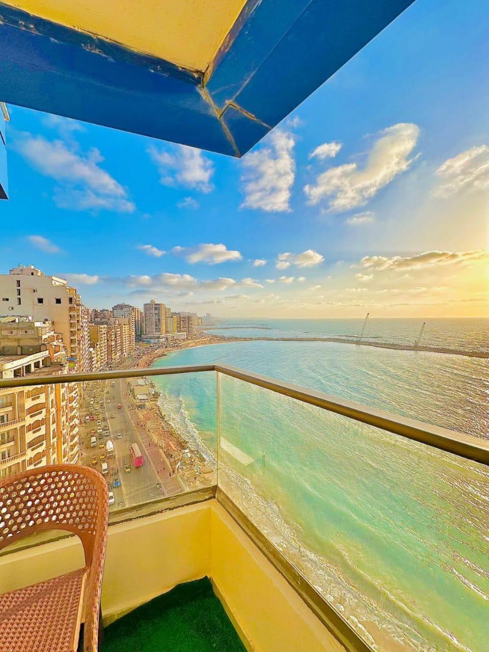 Apartment Sea Breeze Alexandria